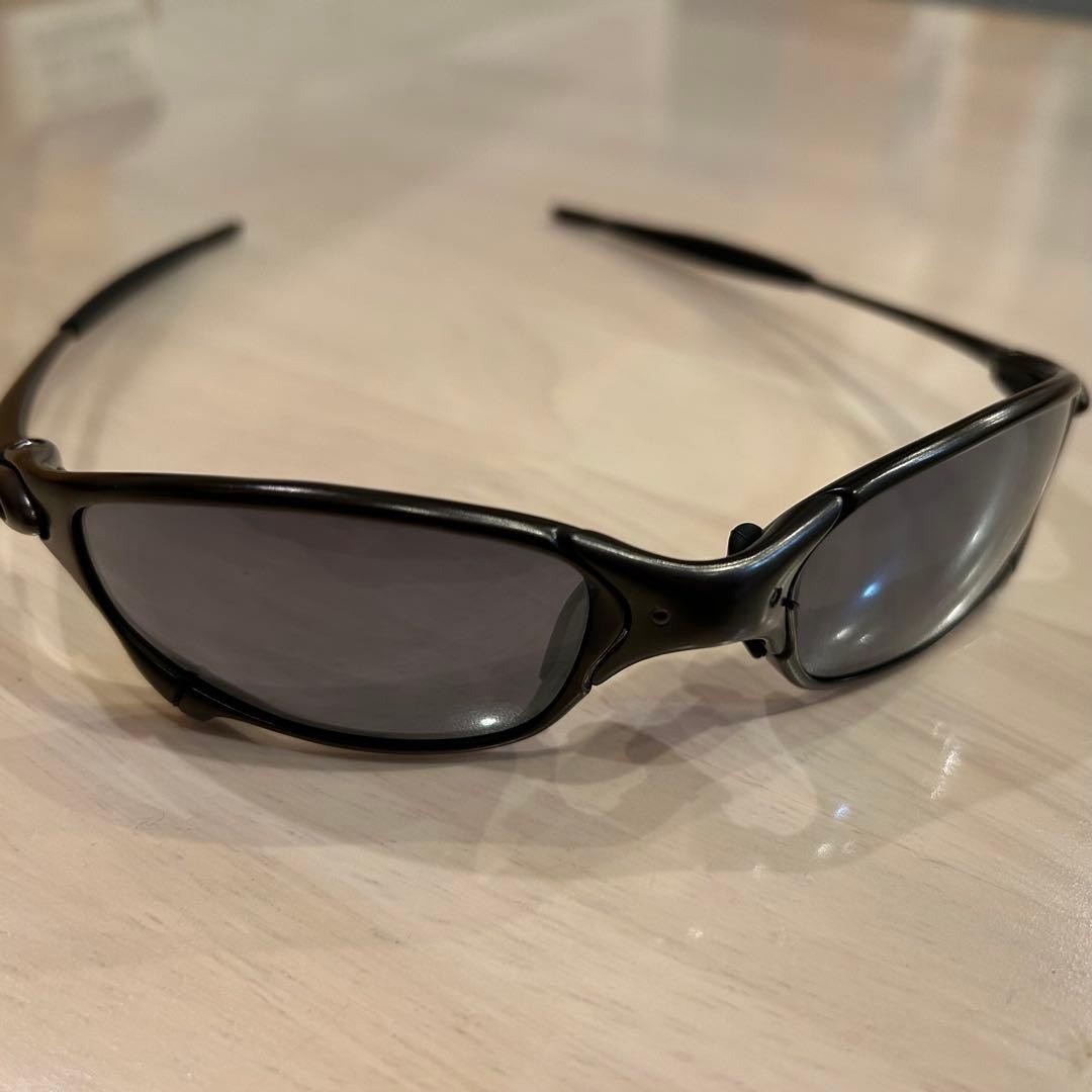 Oakley Juliet Sunglasses Carbon Frame Black Iridium Lens Model 04