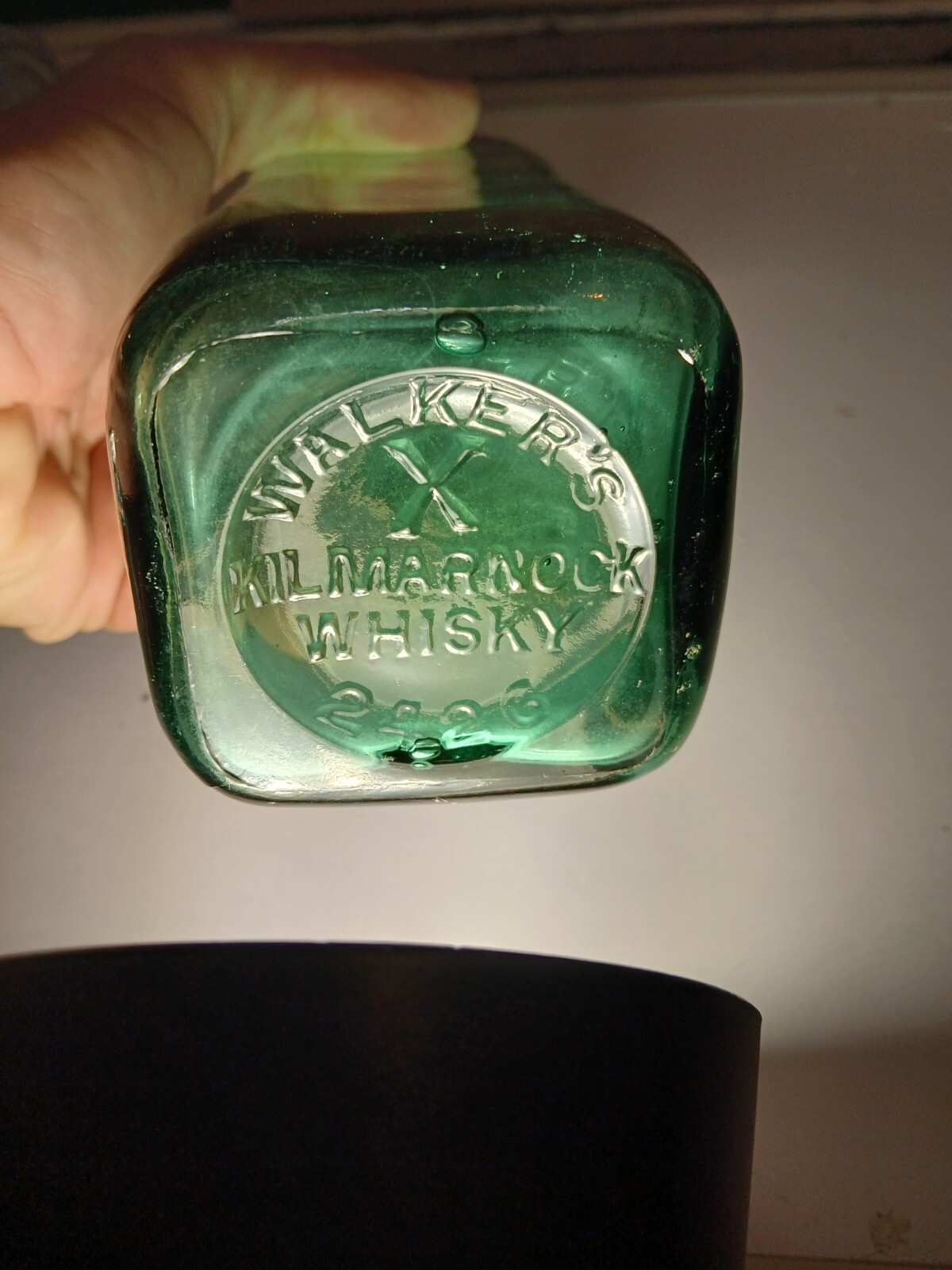 EARLY 1900'S ANTIQUE WALKERS KILMARNOCK WHISKY SQUARE GLASS BOTTLE. eBay