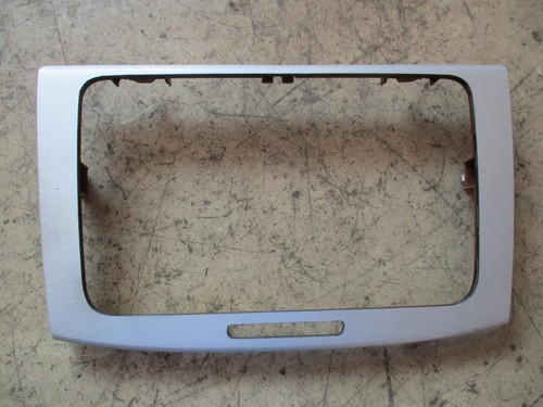 Radio Blende Zierrahmen VW Passat 3C Navi Dekorblende silber 3C0858069 DoppelDin