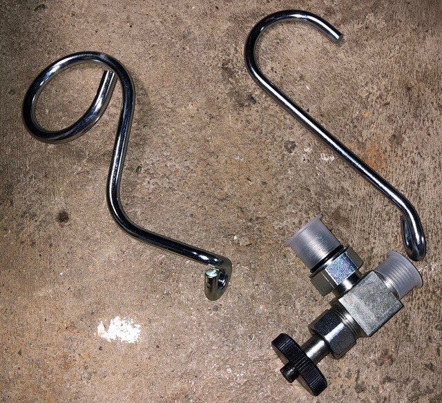 John Deere OEM Hydraulic Cylinder Lock out Valve AM134625 for sale