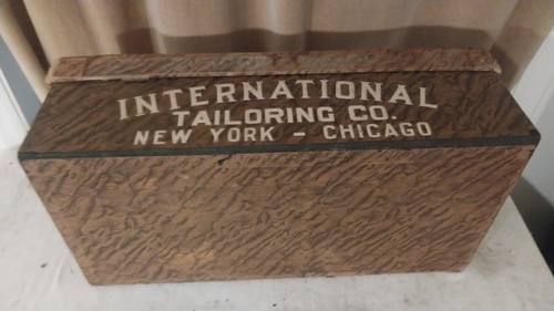 Vintage International Tailoring Co. Store Display/Salesman Sample Box - Picture 20 of 21