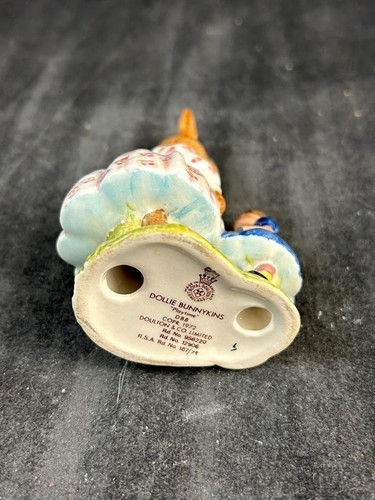 Royal Doulton Bunnykins Figurines Dollie Bunnykins Playtime Figurine Version A - Bild 5 von 5