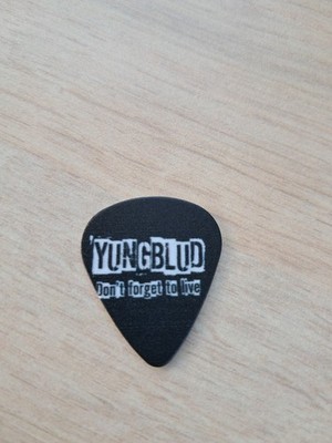 yungblud don't forget to live guitar pick