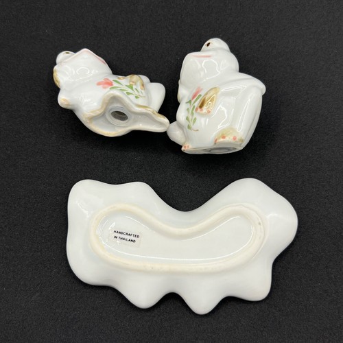 Vtg Frog Salt & Pepper Shaker Set on Lily Pad Tray Porcelain Toad Hand Painted - Picture 10 of 17