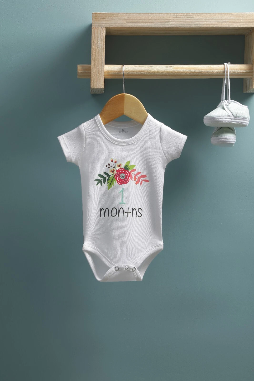 Combo of 3 pieces 0 to 3 month Organic Cotton Unisex Soft Romper Baby 1Onesie1s