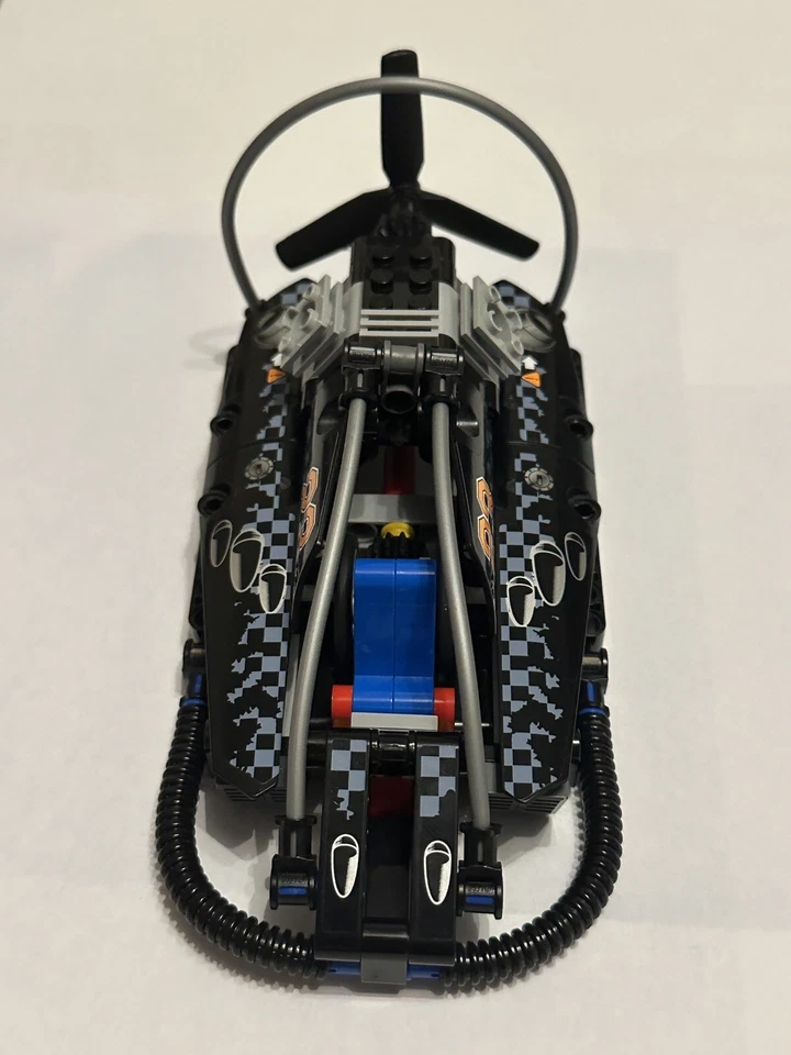 LEGO Technic 42002 Hovercraft, photo 3 of 3