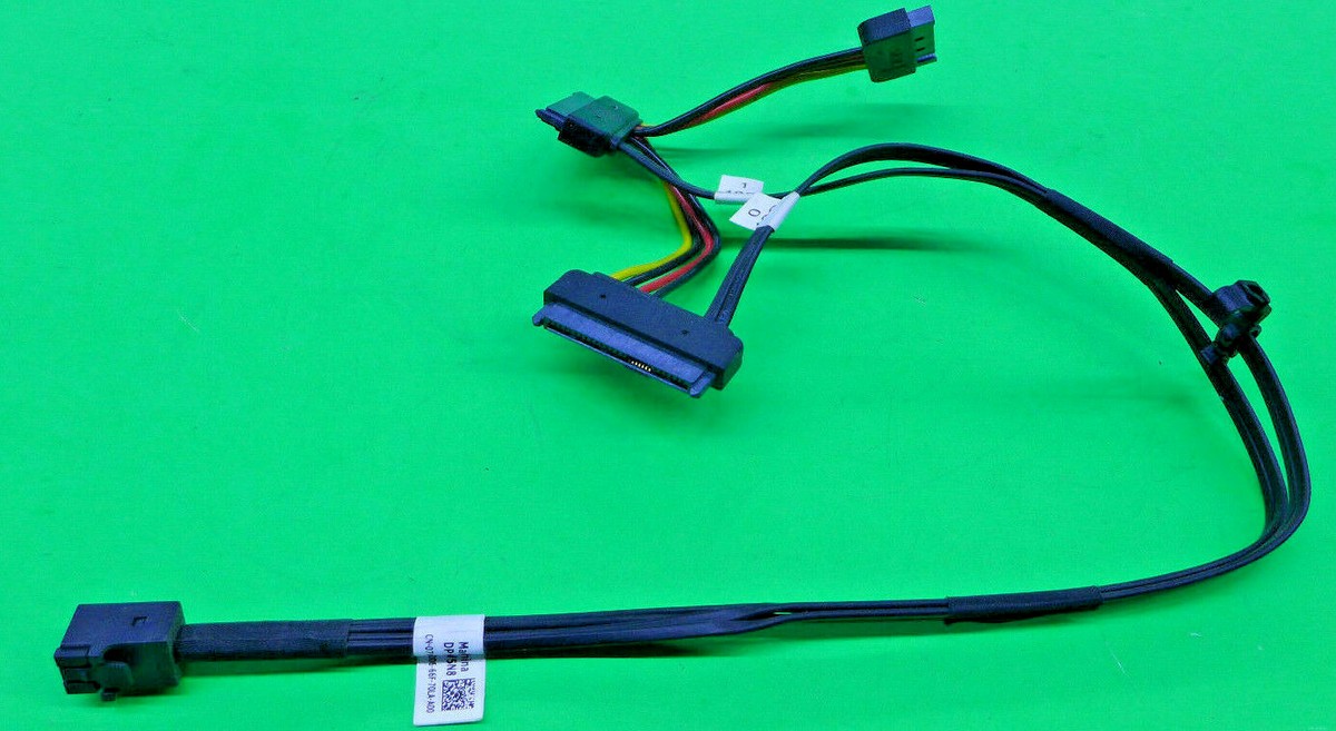 Cavo Mini SAS Originale Dell Per T5810/T7810 – Doppio Alimentazione – 7W5N8 – Nuovo