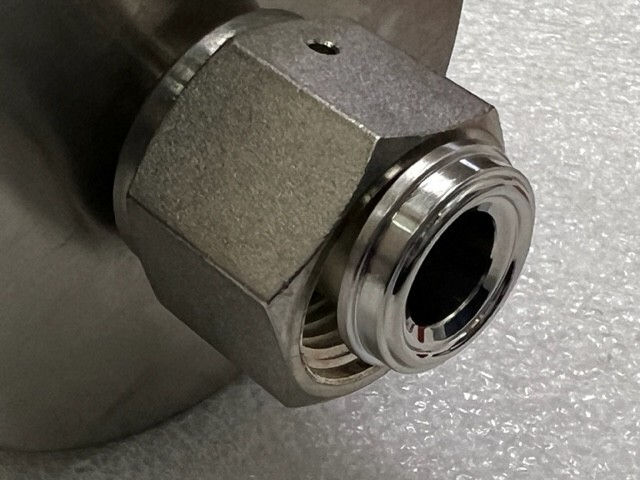 MKS E28D-31352 Range 1 Torr Baratron Etch Manomater Vacuum MKS E28D-31352 Range 1 Torr Baratron Etch Manomater Vacuum