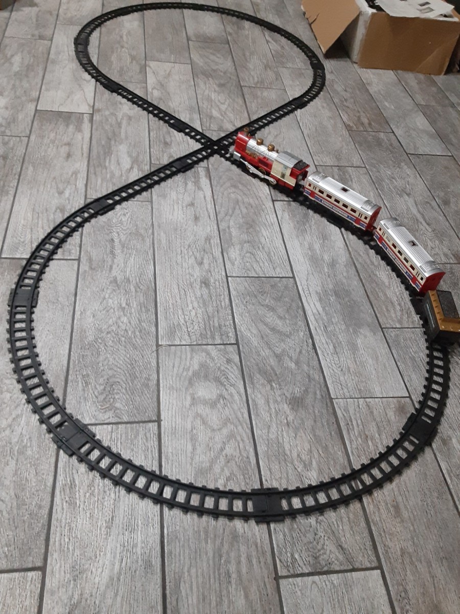 Vintage QVC Union Express Train Sets with 8 shape tracks Vintage QVC Union Express Train Sets with 8 shape tracks