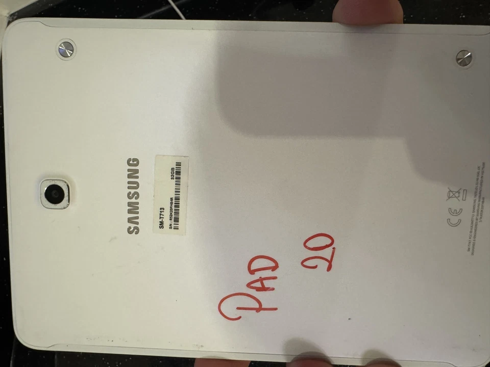 Job Lot Of Galaxy Tablets In Very Good Working Order. S2 Mini & Large Bundle - Image 2 of 4