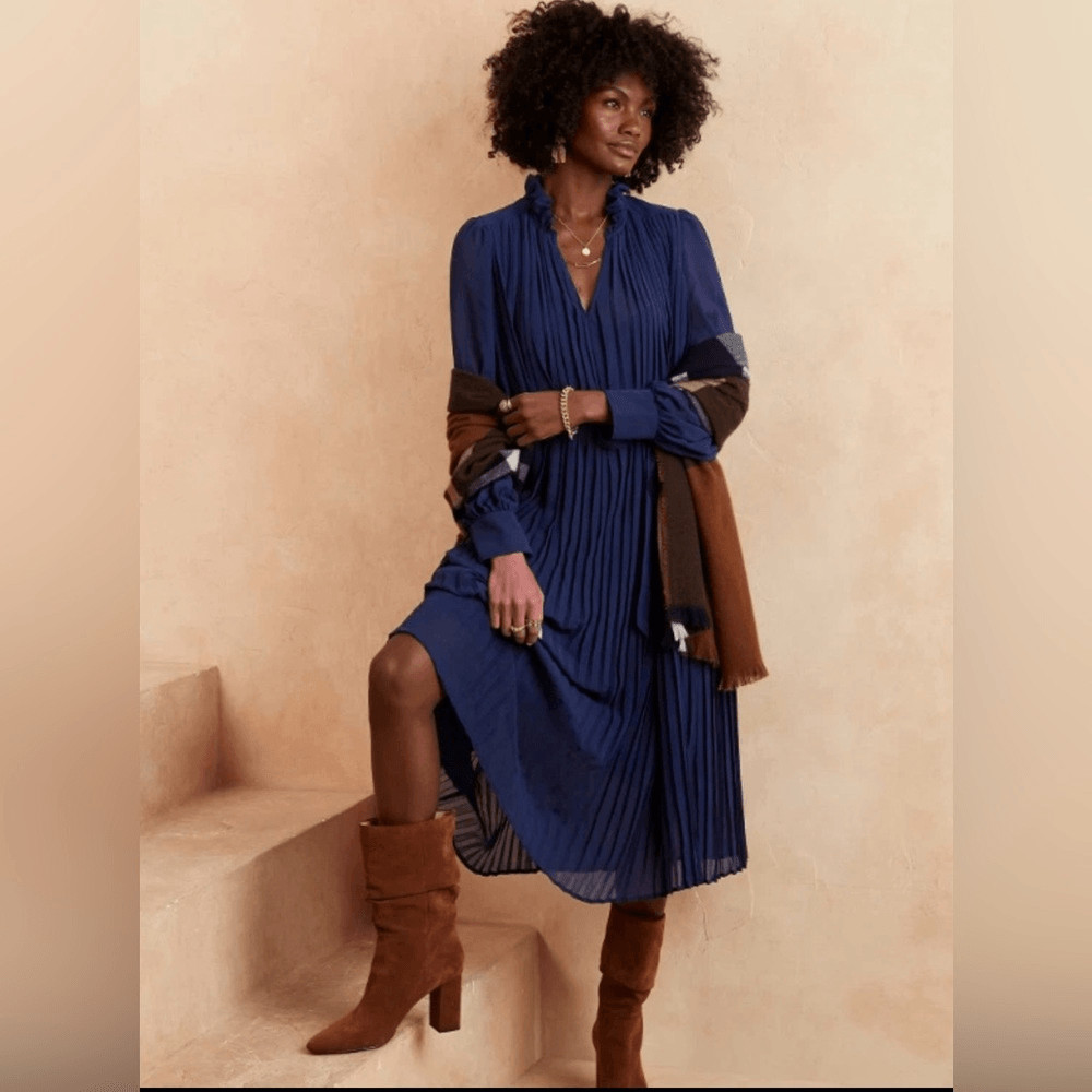 Banana Republic Chiffon Pleated Midi Dress in Patriot Blue NEW Petite Small