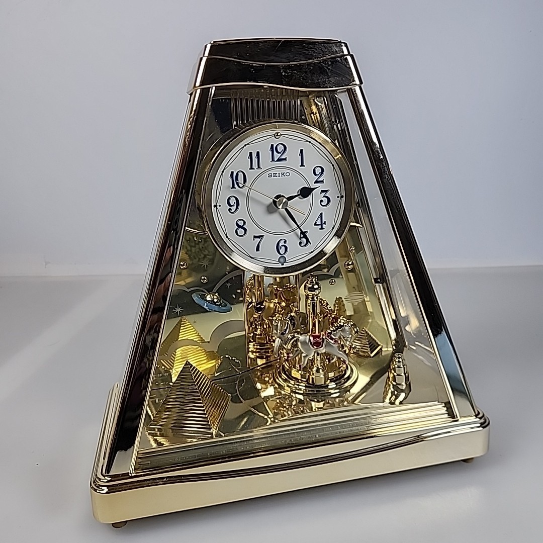 【昭和レトロ】Triangle Clock Quartz 掛時計 動作品 Seiko Melodies in Motion Mantle Clock Pyramid Shape w/Horses