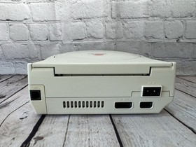 SEGA Dreamcast HKT-3020 NTSC-U/C White Console w/ 2 Controllers, AV, Memory