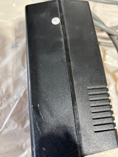 Seven Star SF-500 500W Automatic AC to AC Converter - Output 220v - 110v - Picture 3 of 4