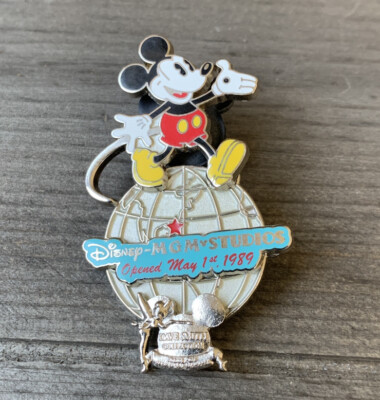 Walt Disney World  Dave Smith Collection  MGM Studios Grand Opening Trading Pin