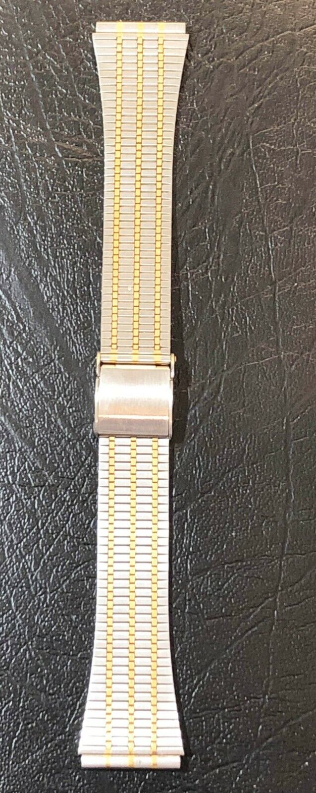 Ancien Bracelet de montre  Vintage An 70's neuf de stock ( 48 ) 20mm
