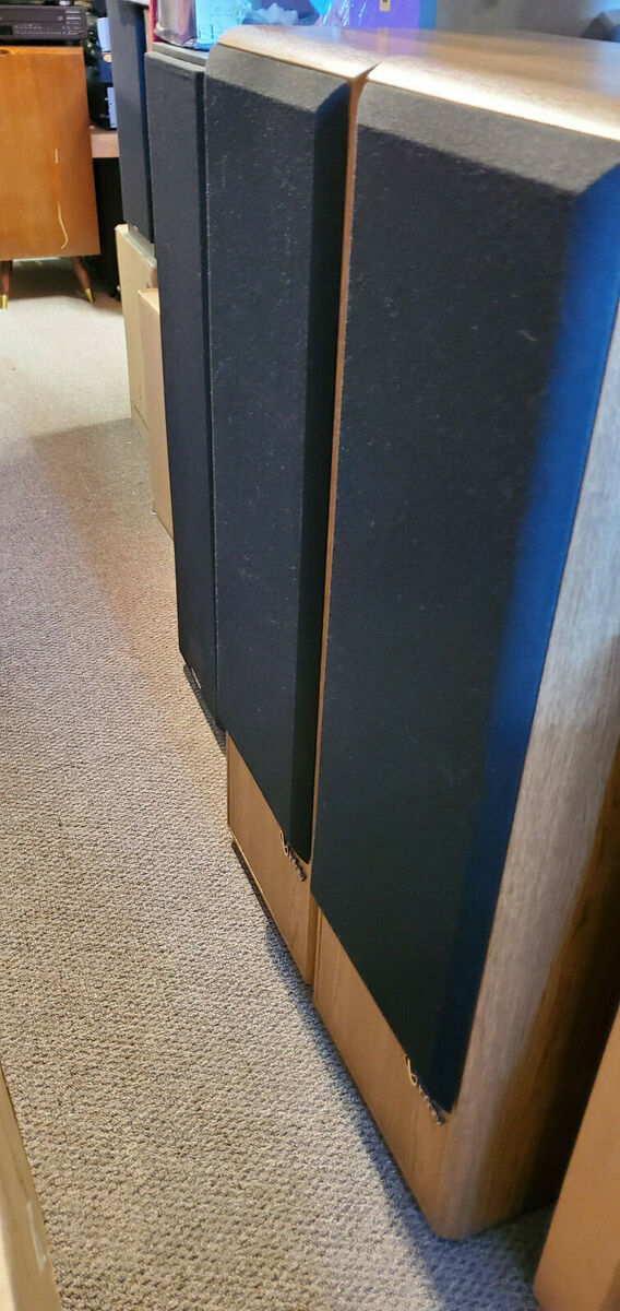 INFINITY Reference Six 4way Tower Speaker Pair INFINITY Reference Six 4way Tower Speaker Pair