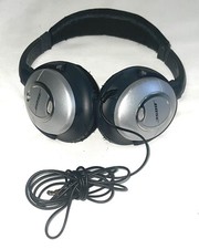 Bose Quiet Comfort 2 QC-2 On the Ear Noise Cancelling Headphones Wired