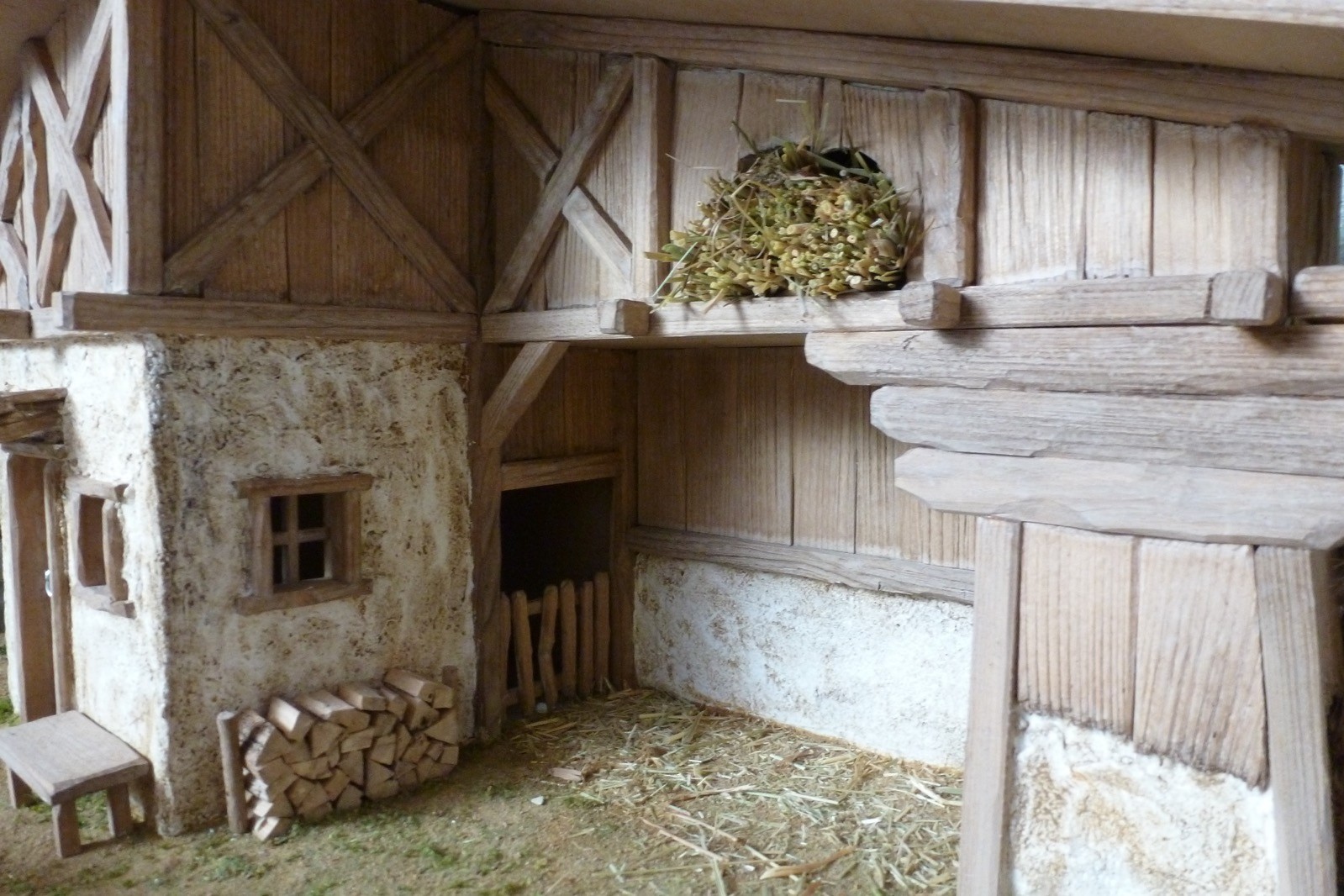 Krippenbausatz Sonnenalm - Heimatliche Krippe Zum Selberbauen 60x28cm