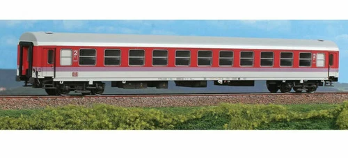 Plastic HO Model Railway Coaches