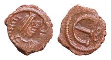 Maurice Tiberius, AD 582-602.  AE, Pentanummium 14mm 1,1g