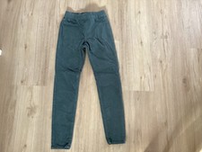 Mädchen Cordhose H&M Gr. 140 grün nie getra...