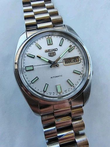 Vintage Seiko 7009-821A Day Date Automatic Mens Watch Runs Datejus