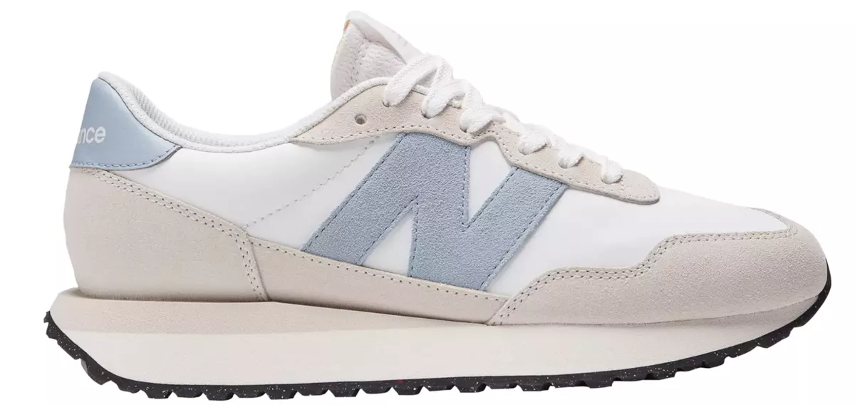 New balance casual tennis deals shoes