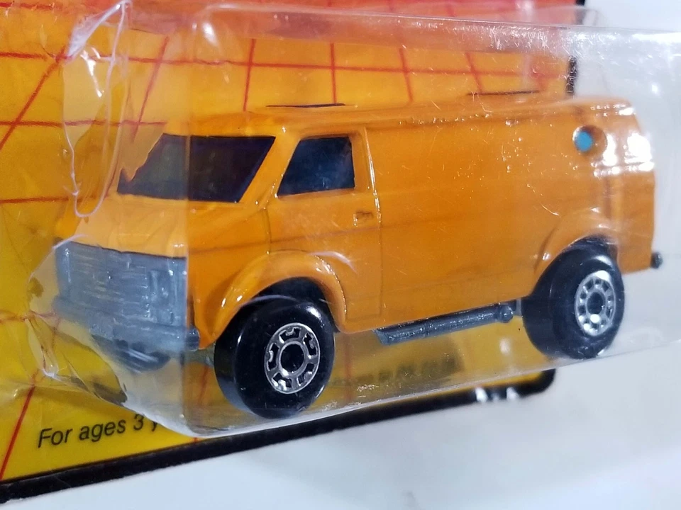 Matchbox 4x4 Chevy Van / Raro Naranja Liso + Error: Coleccionista Incorrecto # en Tarjeta Foto 4 de 4