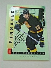 Esa Tikkanen  - 1997 Pinnacle Autographed Hockey card # 31 - Canucks - LW