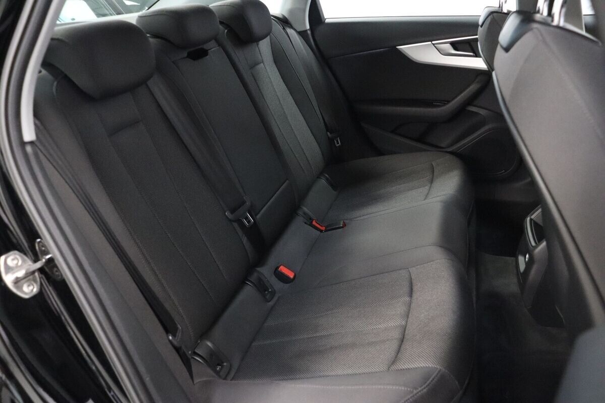 Audi A4 2,0 TDi 190 S-tr.