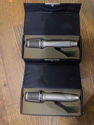 Pair of 2 AKG D200E Dynamic Microphones