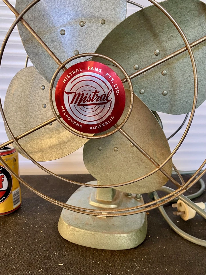 Quality Vintage green Mistral Oscillating Fan 31cm Blades Desk Top Cooling - image 3 of 4