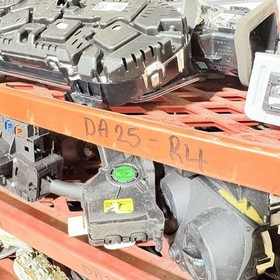 MERCEDES-BENZ Sprinter 313 Cdi Sliding Door Roller guide middle A9067600247