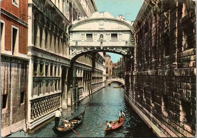 Venice Italy Bridge of Sighs Gondolas Canal 1963 Mailed Continental Postcard ARD