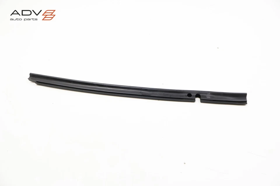 Mercedes SLC300 R172 2017-2020 conducto de aire sello inferior OEM Foto 3 de 4