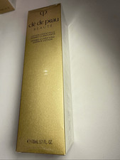 Cle de Peau Beaute Hydro-Softening Essence Lo...