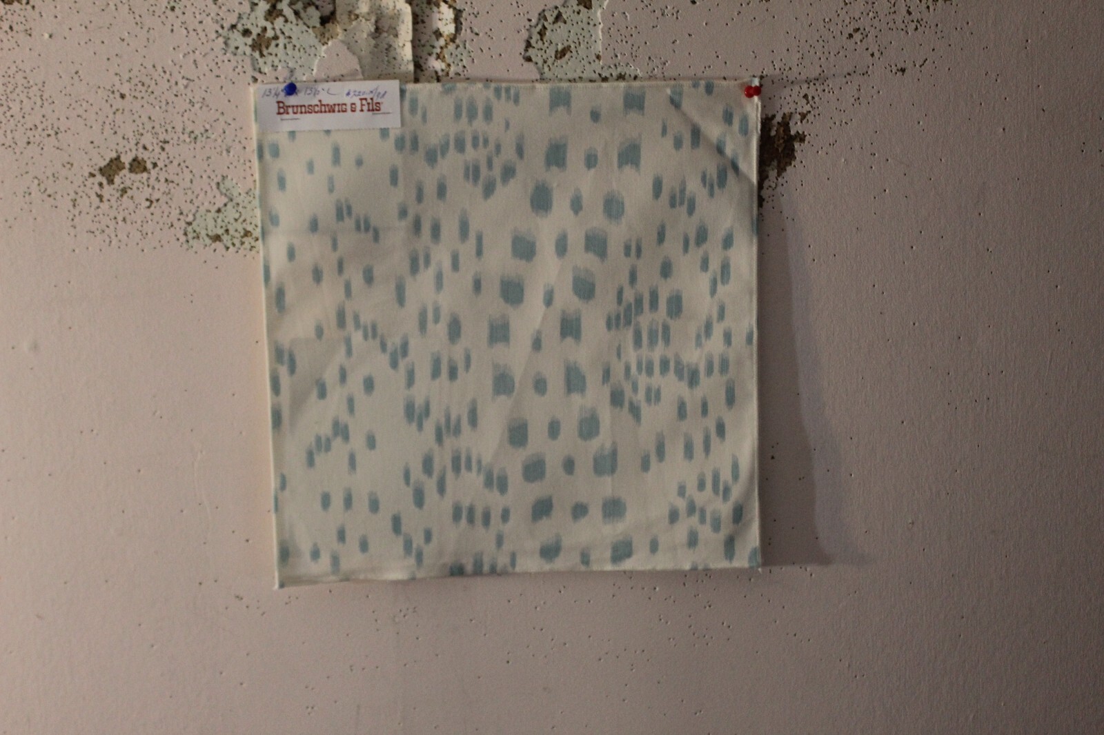 Picture 1 of 4