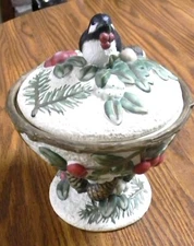 Pfaltzgraff Winterwood Covered Candy Dish 2001 Chickadee Mistletoe Pinecones