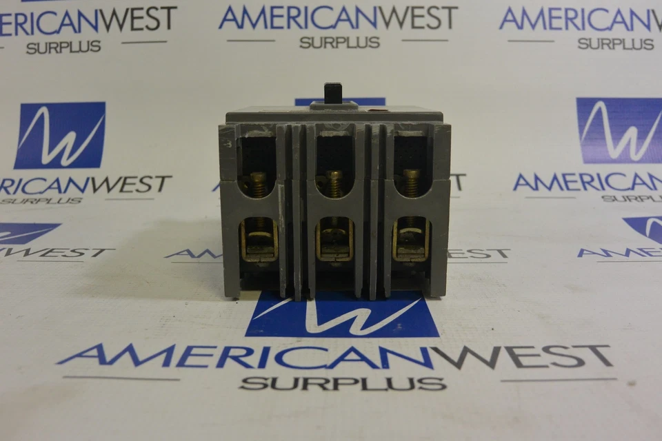 Disyuntor Westinghouse HFB3050L 3P 50A 600V - USADO Foto 3 de 4