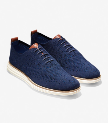 Cole Haan Men display picture 1
