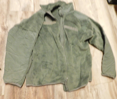 POLARTEC G III  FLEECE JACKET FOLIAGE GREEN SIZE MEDIUM - REGULAR