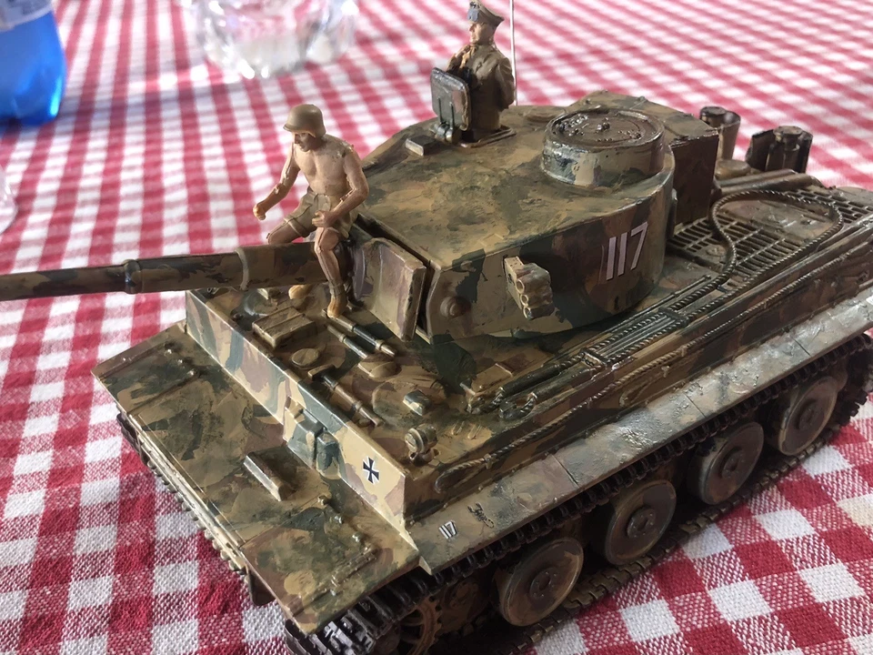 Modello Dipinto A Mano Carro Armato Tigre Tedesco 1/35 Tiger NewRay SenzaScatola - Immagine 4 di 4