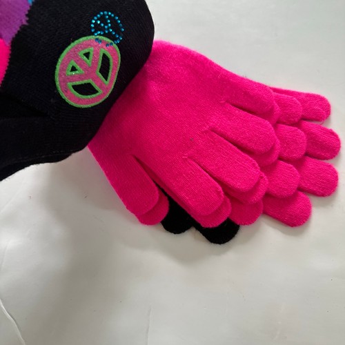 Capelli NewYork Youth M/L Multicolor Striped Glove Bundle (3 Pairs) - Picture 3 of 6
