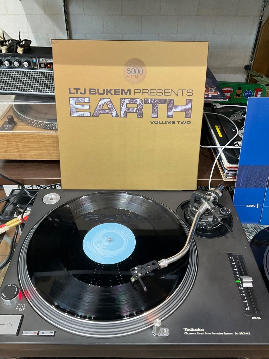 LTJ Bukem / Earth Volume Two 1997 UK BOX Numbered Earth EARTHLP002