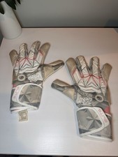 Elite Sport Goalkeeper Gloves Size 8 – Pro Formula Latex – White/Grey