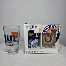 Miller Lite Beer Glass Set of 2 16 oz New In Box Barware Pint Glasses Bears