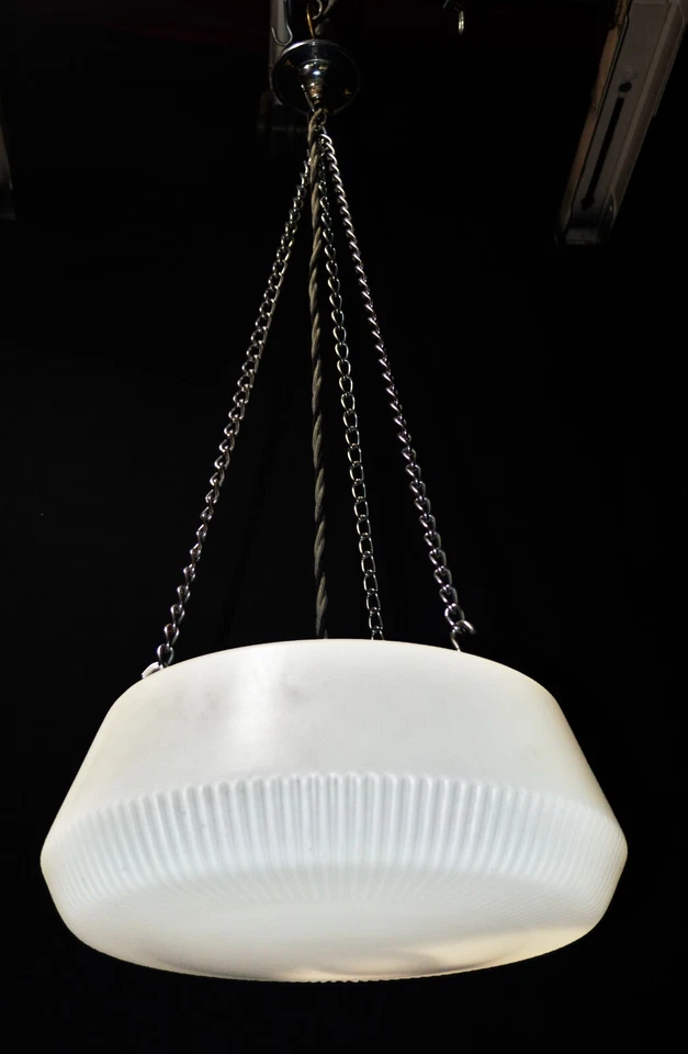 RARA Lámpara Colgante Art Deco Vidrio Leche Opalino, Arquitectónica De Colección Años 30 Foto 4 de 4