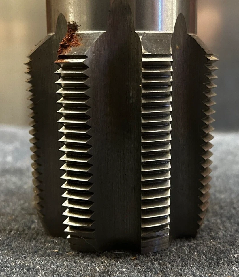 Grifo de tubería NPT de 2 1/2-8 Foto 3 de 4