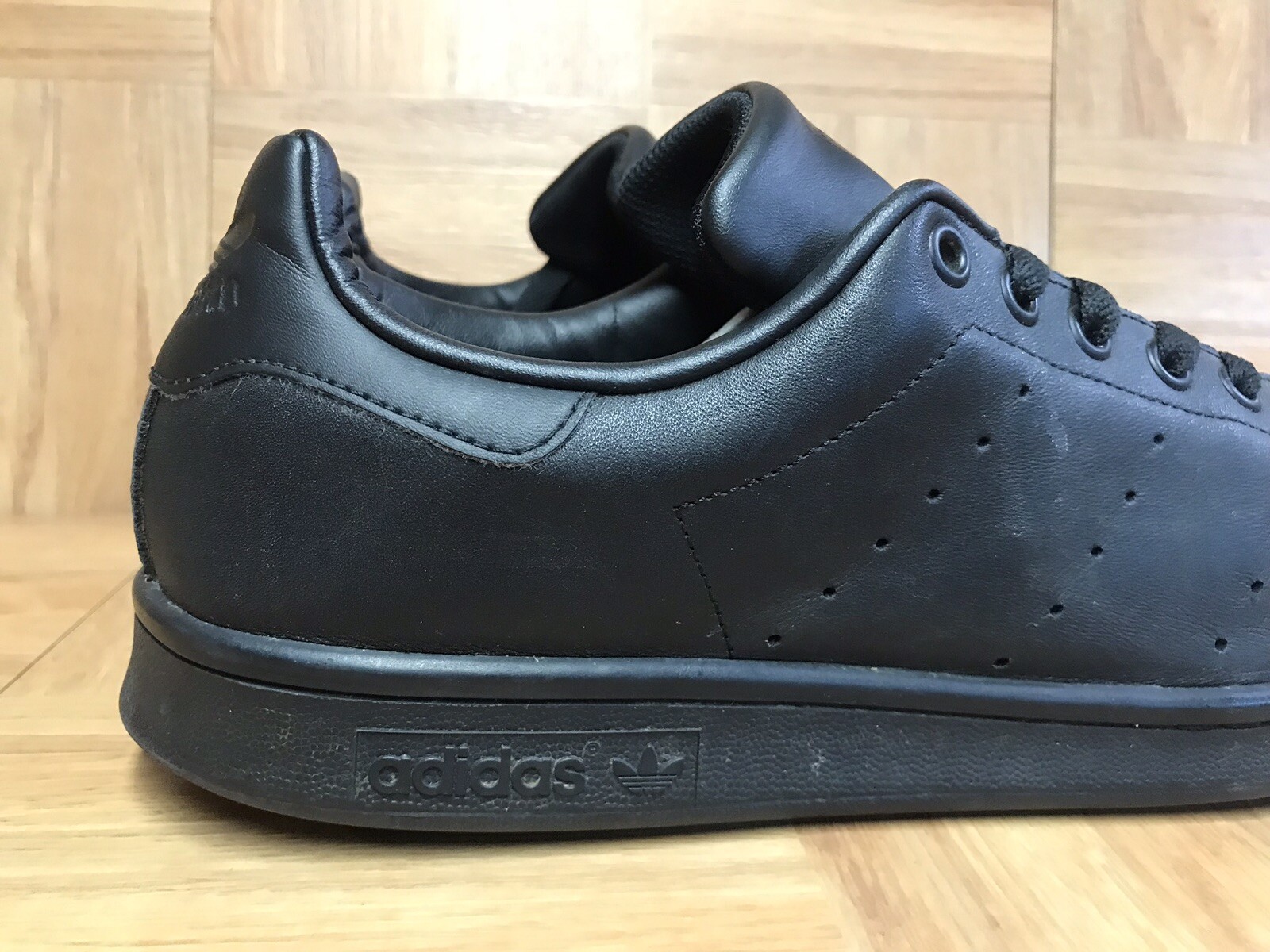 Basket Adidas STAN SMITH - M20327 – Achat pas cher - GO Sport
